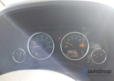 2014 Jeep Compass Latitude z USA, uszkodzony, nr VIN 1C4NJDEB0ED886485